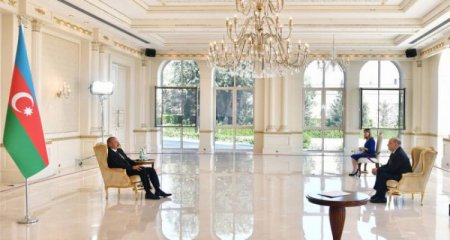 Prezident İlham Əliyev Belçikanın Azərbaycandakı yeni səfirinin etimadnaməsini qəbul edib