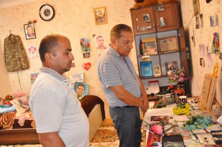  Deputat şəhid ailələri ilə görüşüb (FOTO