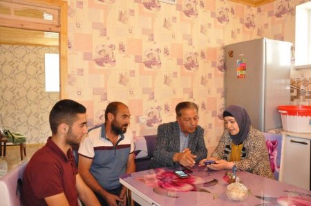  Deputat şəhid ailələri ilə görüşüb (FOTO