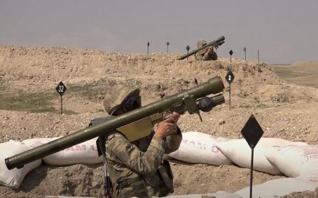 Əlahiddə Ümumqoşun Ordunun hava hücumundan müdafiə birləşmə, hissə və bölmələrində kompleks məşq keçirilib - VİDEO