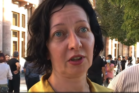 İkinci Qarabağ müharibəsinin başlamasından bir il ötür - İrəvanda nə düşünürlər? VİDEO İkinci Qarabağ müharibəsinin başlamasından bir il ötür - İrəvanda nə düşünürlər? VİDEO