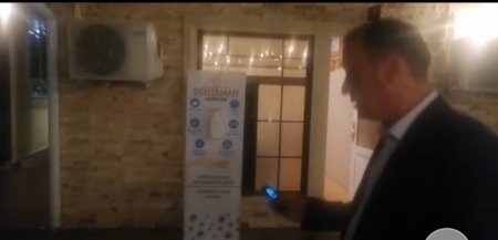 İcra başçısı restoranında JURNALİSTİN ƏLİ SINDIRILDI - TƏFƏRRÜAT 