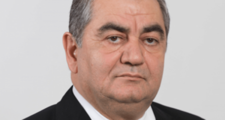 Elman Rüstəmovun müavini necə 