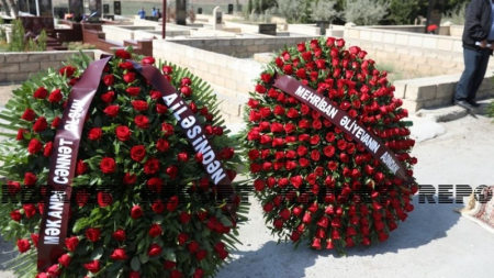 Mehriban Əliyeva Yaqub Zurufçunun dəfn mərasiminə əklil göndərdi (FOTO)