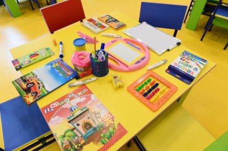 Mehriban Əliyeva Binədə yeni inşa edilən məktəbdə yaradılan şəraitlə tanış oldu (FOTOLAR)