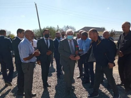 Sabir Rüstəmxanlı Neftçalada seçicilərlə görüşüb