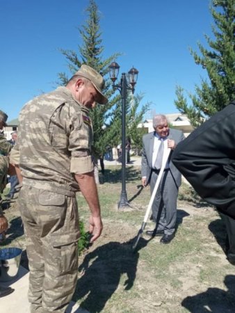 Sabir Rüstəmxanlı Neftçalada seçicilərlə görüşüb