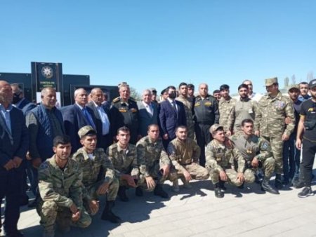 Sabir Rüstəmxanlı Neftçalada seçicilərlə görüşüb