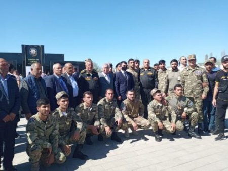 Sabir Rüstəmxanlı Neftçalada seçicilərlə görüşüb