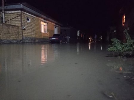 Yağış sularının üzə çıxardığı QAX KORRUPSİYASI... - NARAZILIQ!