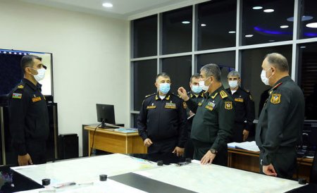 Müdafiə naziri hərbi dənizçilərə tapşırıq verdi - FOTO