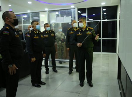 Müdafiə naziri hərbi dənizçilərə tapşırıq verdi - FOTO