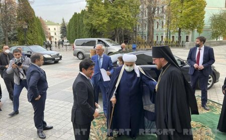 Paşazadə ilə Rusiyanın Patriarxı Kirill arasında görüş başlayıb