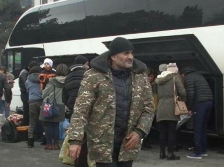 Qarabağdakı ermənilər azalır - Rus sülhməramlıları narahatdır