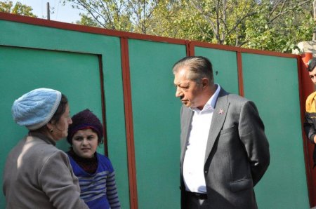 Millət vəkili Zəfər Günü ərəfəsində şəhid ailələri ilə görüşdü - FOTOLAR