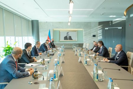 Türkiyə Banklar Birliyinin İdarə Heyətinin Sədri Azərbaycanda işgüzar səfərdə oldu