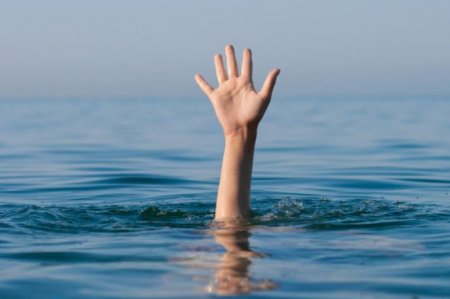 Azərbaycanda xəstəxanadan buraxılan qadın İNTİHAR ETDİ