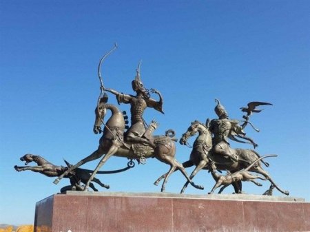 Moskva və Pekinin Şoyqunun türk yurdu üstündə mübahisəsi - Bu mübahisə nə ilə bitəcək?