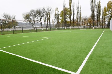 Prezident İlham Əliyev və birinci xanım Mehriban Əliyeva Şamaxıda Çarhan kənd orta məktəbinin yeni binasının açılışında iştirak ediblər