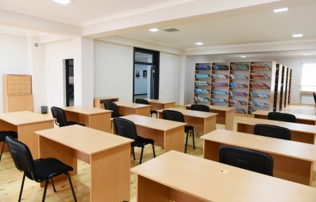 Prezident İlham Əliyev və birinci xanım Mehriban Əliyeva Şamaxıda Çarhan kənd orta məktəbinin yeni binasının açılışında iştirak ediblər