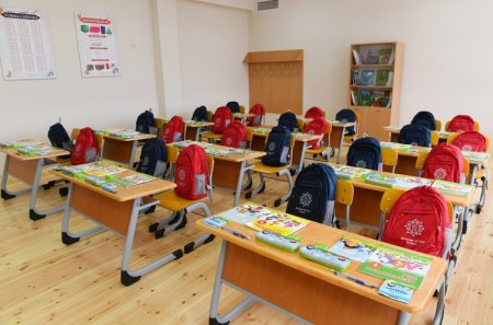 Prezident İlham Əliyev və birinci xanım Mehriban Əliyeva Şamaxıda Çarhan kənd orta məktəbinin yeni binasının açılışında iştirak ediblər