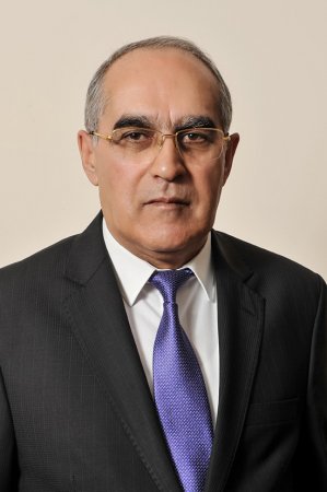 Dövlət Pedoqoji Kollecində şübhəli tender: 74 minlik təmir işi görülüb?