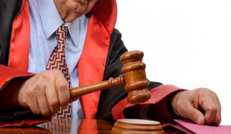 Bərdədə həmkəndlisini öldürən şəxsin məhkəməsi başladı