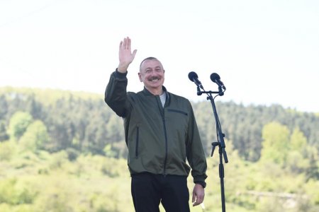 Ali Baş Komandan Şuşada hərbçilər qarşısında çıxış etdi