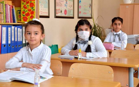 Şagirdlərin yerdəyişməsi başladı