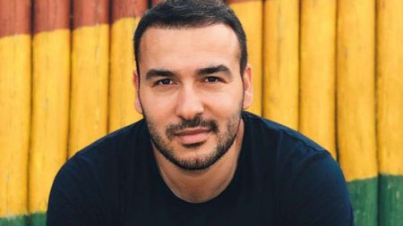 Beyninə qan sızan bəstəkarın son vəziyyəti açıqlandı