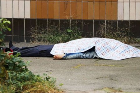 Bakıda FACİƏ: Təmizlik şirkətinin işçisi 19-cu mərtəbədən düşüb öldü - YENİLƏNİB