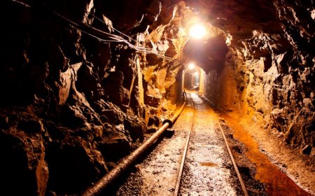 Rusiyada mədəndə qəza zamanı onlarla şaxtaçı itkin düşüb