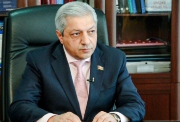 Qoca Şərqin nur mənbəyi – Nizami Gəncəvi