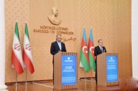 QARŞIMIZDA QUYRUQ BULAYAN ŞİR NƏ QƏDƏR SƏMİMİDİR? - Molla rejimi səs tonunu dəyişib...