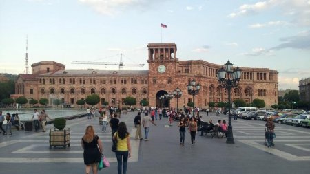 Ermənistanda gərginlik: Azərbaycan üçün casusluq edən iki erməni...