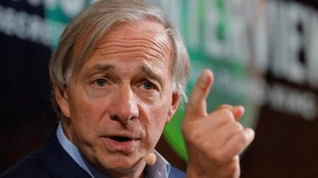 Nağd pula güvənməyin, yatırım edin! - Məşhur milyarder