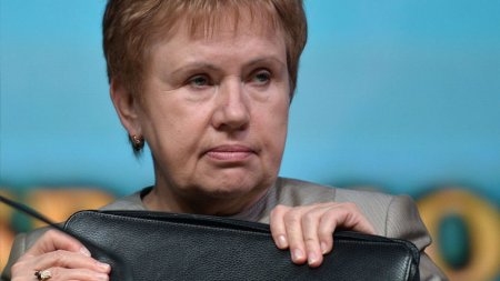 Lukaşenko 25 il MSK-ya rəhbərlik etmiş şəxsi vəzifəsindən azad etdi