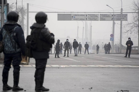 Almatı administrasiyasına hücum edən onlarla şəxs zərərsizləşdirilib