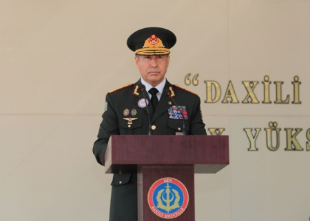 Nazir generalı təqaüdə göndərdi - ƏMR