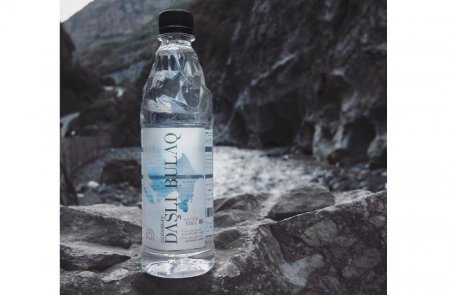 Gənc icra başçısı Gədəbəy dağlarındakı bulağı zəbt etdi - Su satır Gənc icra başçısı Gədəbəy dağlarındakı bulağı zəbt etdi - Su satır