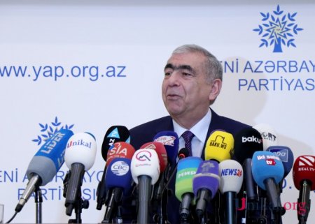 Saleh Məmmədov onu aparat rəhbəri TƏYİN ETDİ - ƏMR Saleh Məmmədov onu aparat rəhbəri TƏYİN ETDİ - ƏMR