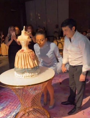 Ziya Məmmədovun oğlu xanımına təmtəraqlı ad günü keçirtdi - Video+Foto