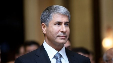 Vilayət Eyvazov təqaüdə göndərdiyi generala yeni vəzifə verdi