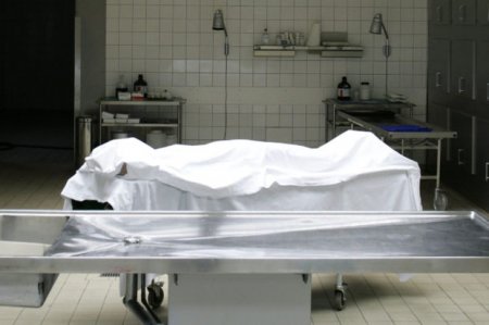 Ceyranbatanda qonşusuna köməyə gələn 40 yaşlı kişi həyatını itirdi