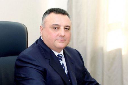 Baş Prokurorluq Eldar Mahmudovun əmisi oğlu ilə bağlı məhkəməyə müraciət edib