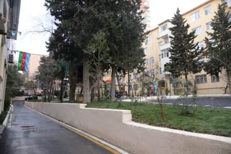 Nəsimi rayonunda növbəti abad həyət sakinlərin istifadəsinə verilib -FOTOLAR