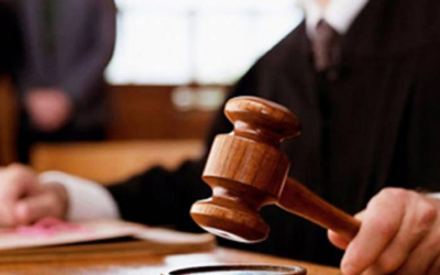 Arvadını uşaqlarının gözü önündə öldürmək istəyən şəxsə hökm oxunub