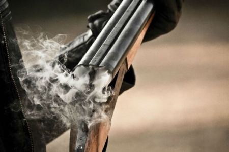 DƏHŞƏTLİ QƏTL! Oğul atasını güllələdi (YENİLƏNİB)