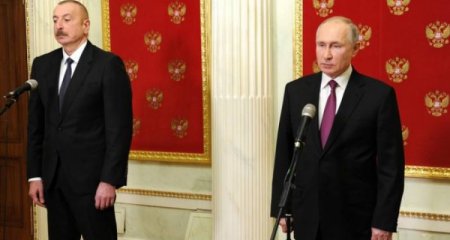 İlham Əliyev və Vladimir Putin mətbuata bəyanatlarla çıxış ediblər