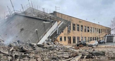 Ukraynanın “Vinnitsa” hava limanı atəşə tutulub